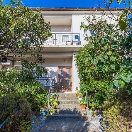 Apartments Drago Нови-Винодолски Экстерьер фото